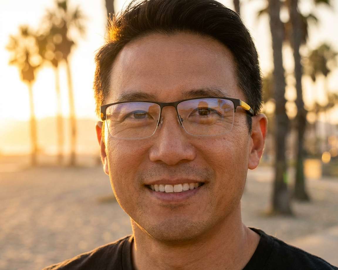 Scuderia Ferrari FZ7001 108 55-18 Negra  Vista de 360 grados 7