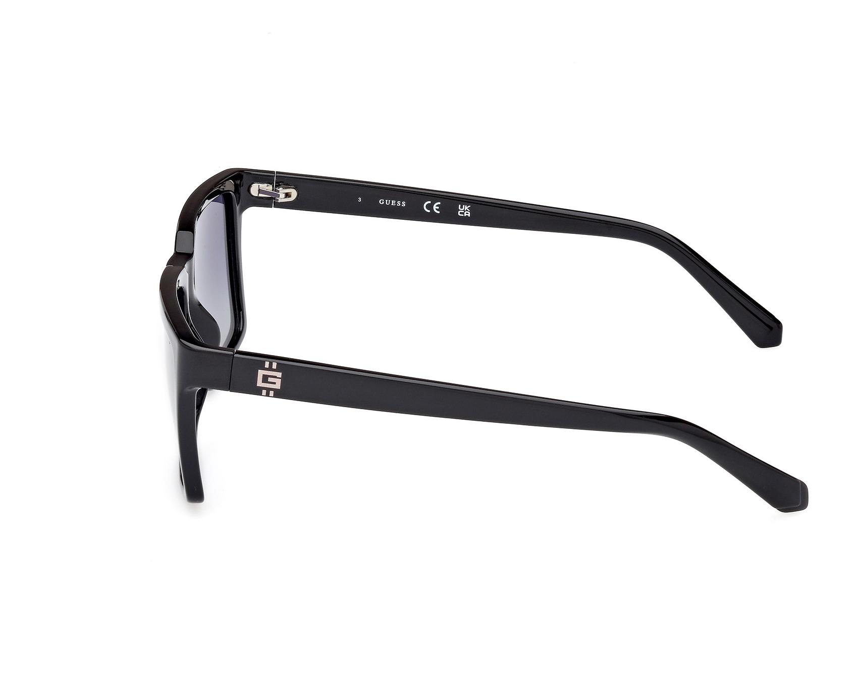Guess GU00084S 01D 58-17 Negra Acero vista de frente