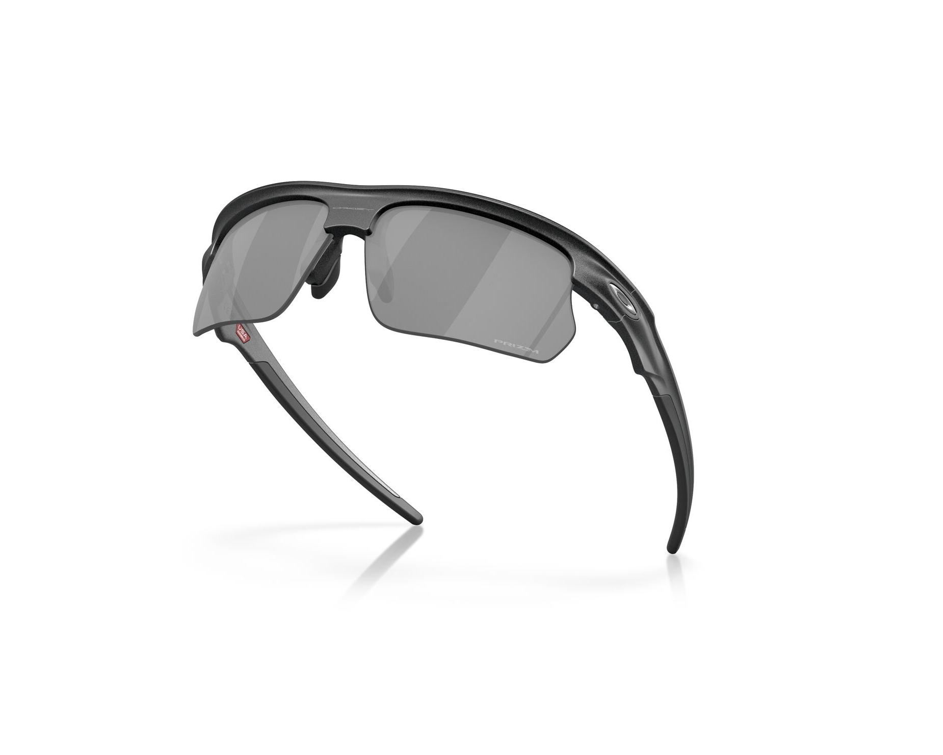 Oakley OO9400 940002 68-6 Gris  Vista de 360 grados 5