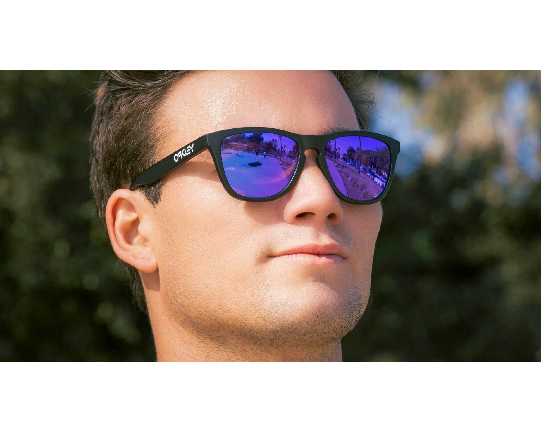 Oakley OO9013 9013H6 55-17 Negra  Vista de 360 grados 6