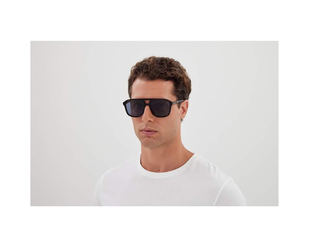 Gucci Gucci GG1494S 002 57-17 Havana  vista de frente